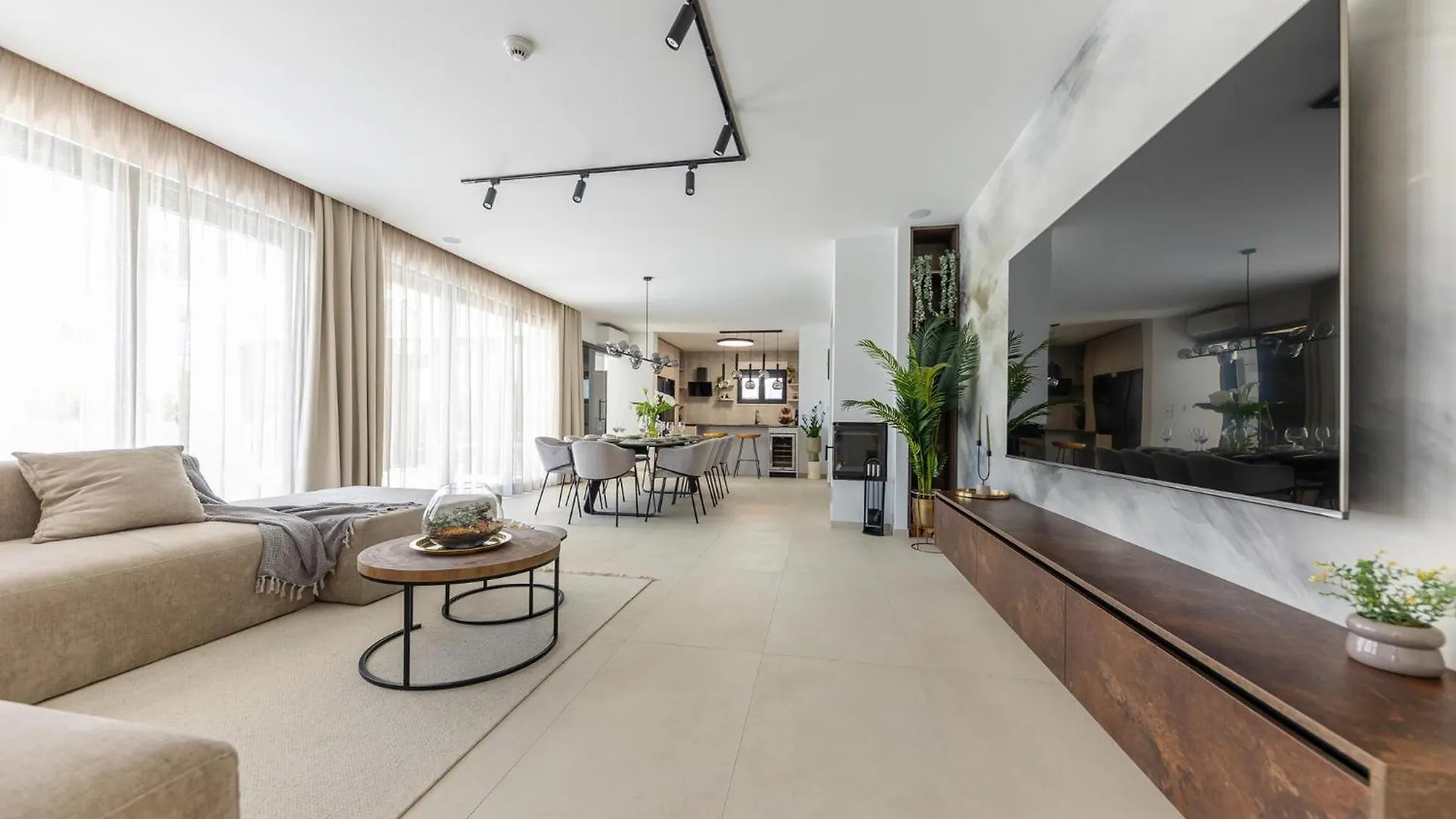 Awesome Home In Kastel Stari With Kitchen 0*,  Croatie